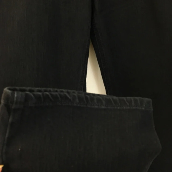 Levi’s Strauss & Co. Original Riveted Black Jeans - Picture 4 of 8